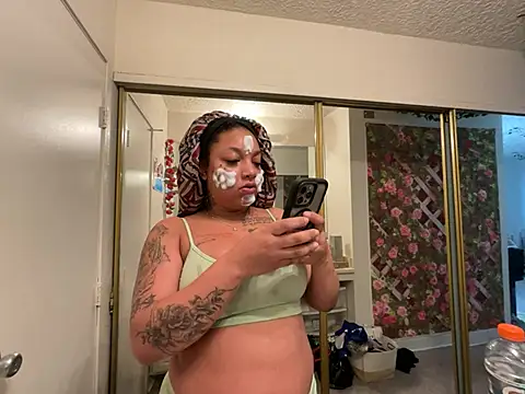 GoddessNih online show from April 14, 10:32 pm