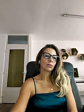 SukyGirl online show from October 23, 10:10 am