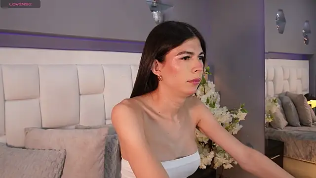 CuteAri online show from June 11, 8:27 pm