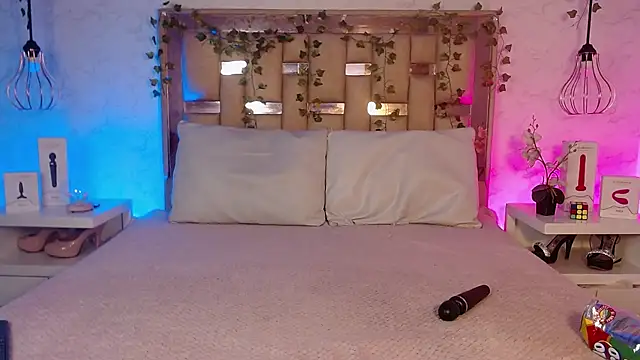 GigiVolkova online show from December 15, 7:30 pm