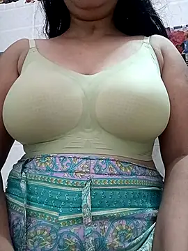 cute-mahek online show from October 30, 8:32 pm