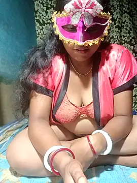 AparnaBoudi online show from October 29, 6:10 pm