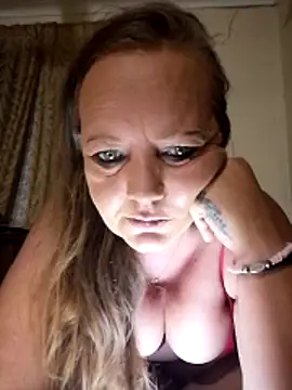 Kimmyb777 online show from March 1, 5:34 pm