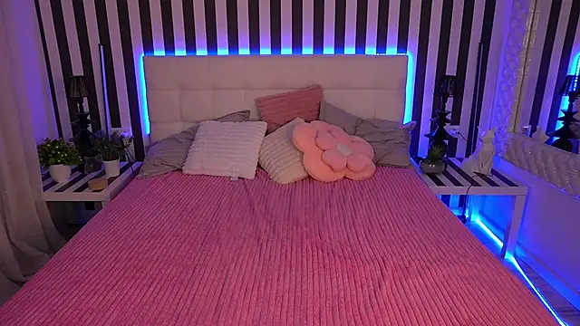 EmilySunshineS online show from April 15, 5:52 am