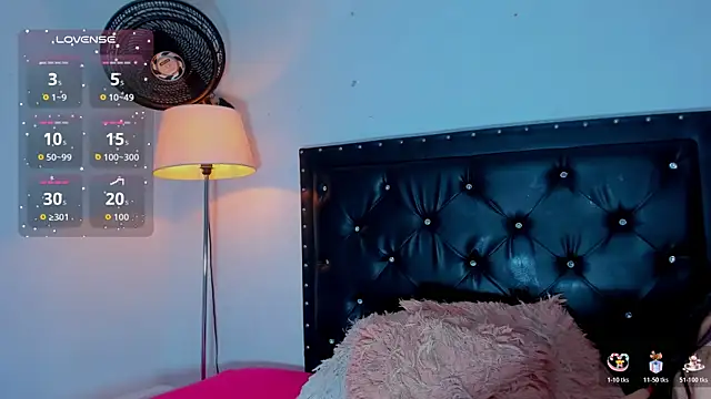 victoriajk online show from March 31, 11:10 am