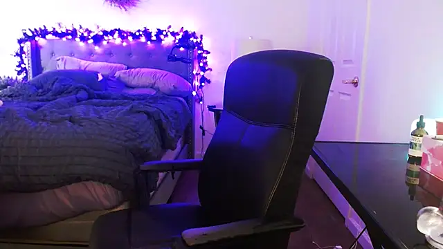 AlyssiaAmoreXO online show from March 11, 3:47 pm