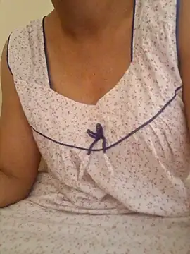 Melody Shyla online show from November 4, 4:39 am