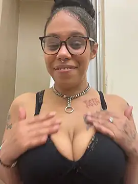 Princess Desirae online show from April 16, 3:18 am