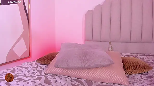 Nikki Angel  online show from February 22, 7:26 pm