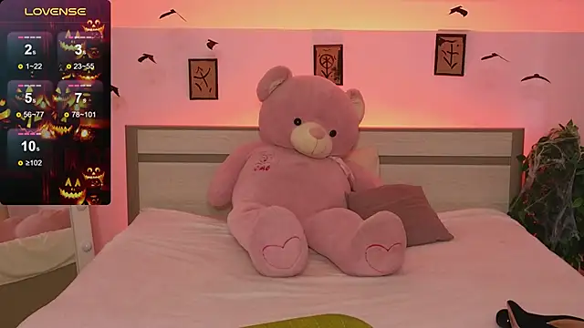 Snapshot of Dark_Lola_ chatting on October 21, 2:26 am Dark Lola online show from October 21, 2:26 am