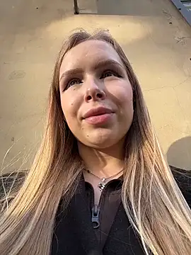 Liza risky online show from October 11, 1:14 pm