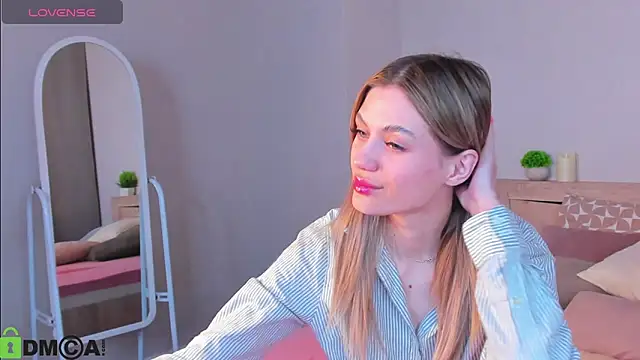 Cherry Price online show from January 19, 1:02 am