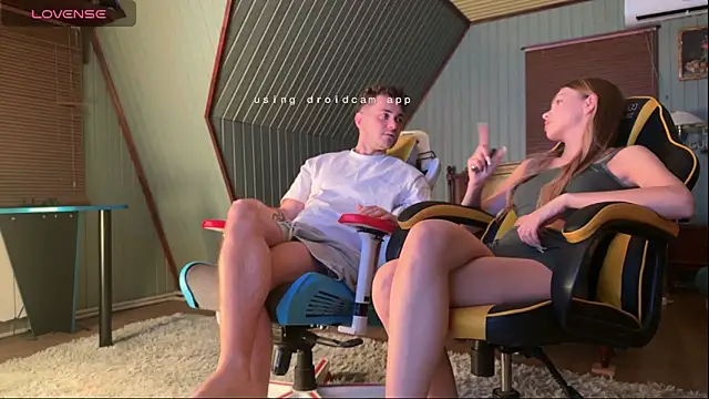 Snapshot of Alice1_secret chatting on September 16, 5:21 pm Alice1 secret online show from September 16, 5:21 pm