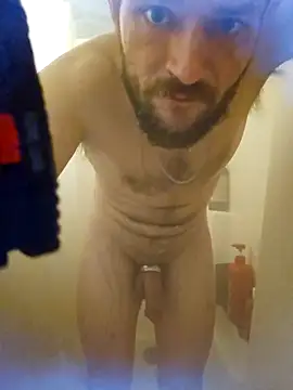 Spunwhiteboy1992 online show from October 31, 7:40 pm