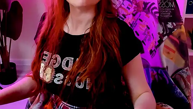 CarolGiggly online show from February 23, 12:00 am