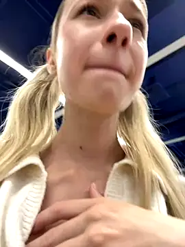 Lia  Love online show from September 13, 12:13 pm