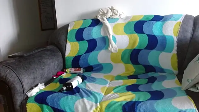 Vanessa Aniston online show from November 7, 2:55 pm