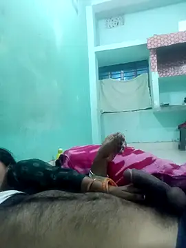 Surajpuja79 online show from February 14, 4:31 pm