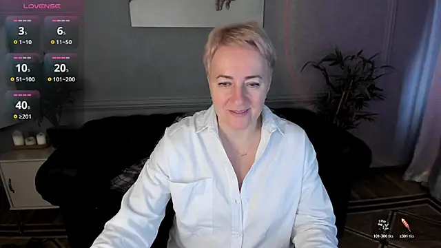 Nika Smit online show from November 14, 10:04 am