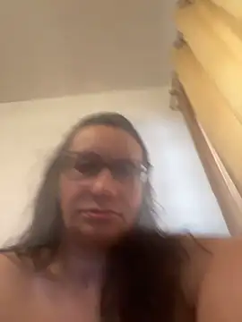 gloria7v05 online show from March 19, 1:15 pm