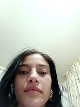 Virgin Pussy Love online show from July 15, 9:52 pm