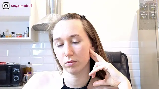 Snapshot of --Model--2 chatting on October 23, 3:07 pm --Model--2 online show from October 23, 3:07 pm