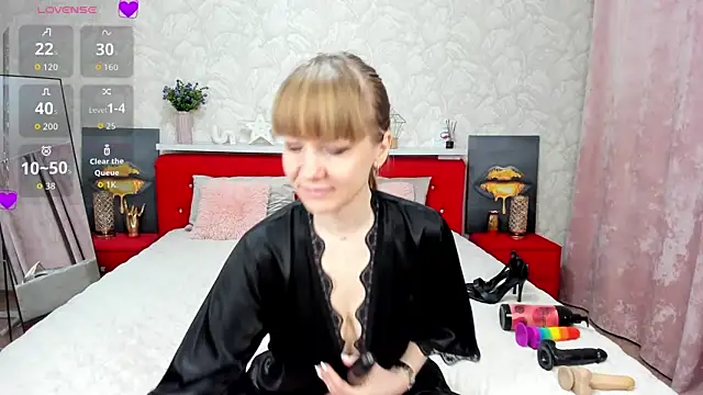 KattyPeachX online show from April 14, 1:27 am