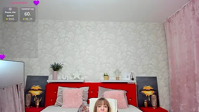 KattyPeachX online show from February 5, 1:19 am