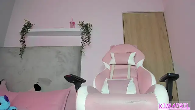 KIMAPRIL online show from April 10, 8:59 pm