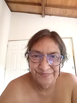 florecita69 online show from October 23, 4:02 pm