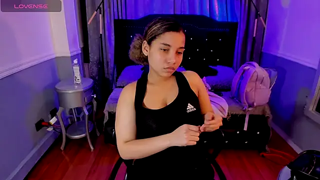 Mayaa ross online show from November 14, 2:22 am