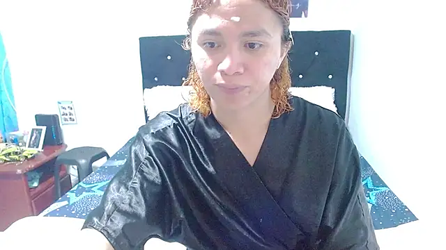 giuliana andrade online show from November 5, 12:38 am