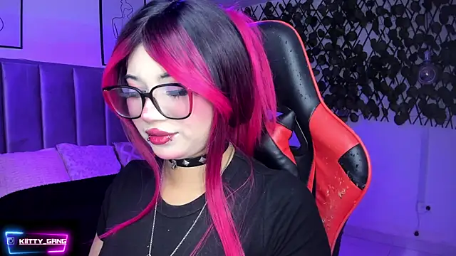 Kitty Gang online show from February 14, 3:19 am