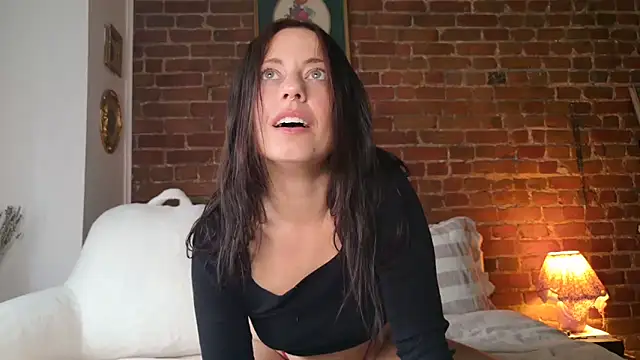 MaeDaybaby online show from December 18, 5:18 pm