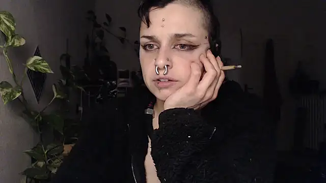 metamorphosiskin online show from February 27, 9:58 pm