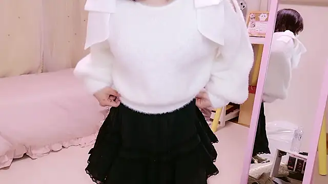 HANApipi online show from December 5, 11:00 am