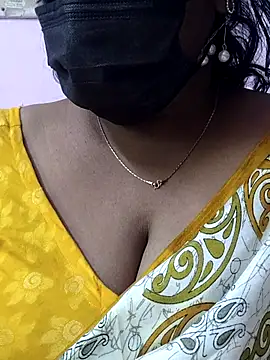 mallu-sumi online show from December 15, 7:35 am