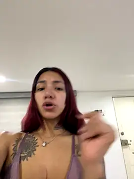 dolcebella online show from November 8, 11:43 pm