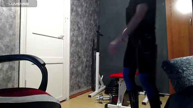 womanstrong78 online show from December 22, 4:10 pm