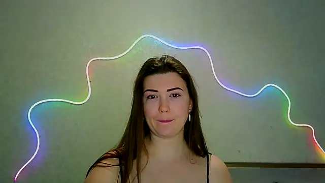 Snapshot of SeductiveTati chatting on October 3, 8:14 pm SeductiveTati online show from October 3, 8:14 pm
