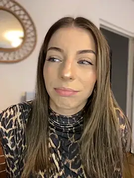 Mia Ethan online show from October 8, 9:57 am