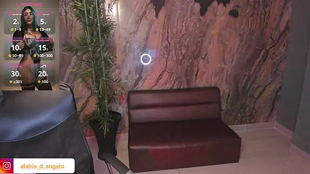 Alahia Dangelo online show from April 11, 5:38 pm