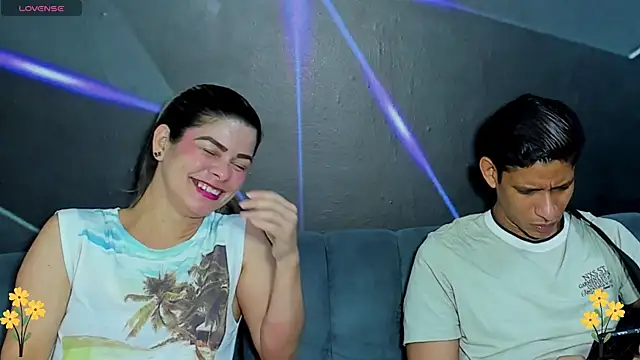 playsgirlhot online show from March 21, 11:10 pm