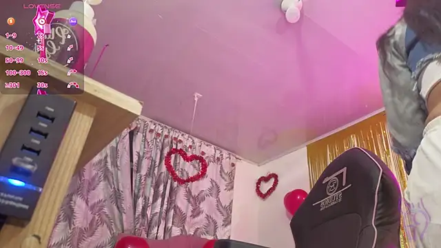 Laylafoxy tay online show from February 17, 3:06 am