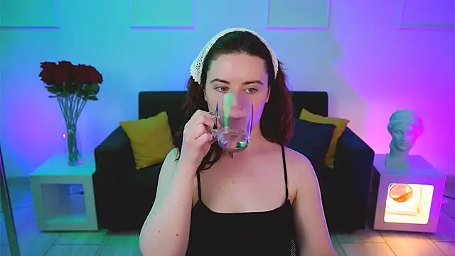 AnnTerry  online show from November 11, 8:55 am