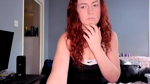 ENGLISHEMILY 69 online show from October 5, 8:41 am