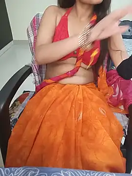 Hot  Mirchi online show from July 28, 4:39 pm
