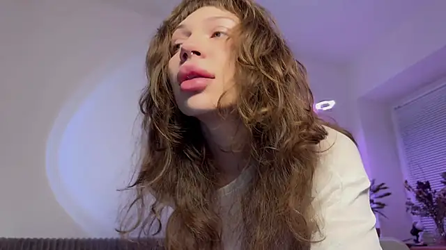 PaulaPratt online show from December 18, 5:45 am