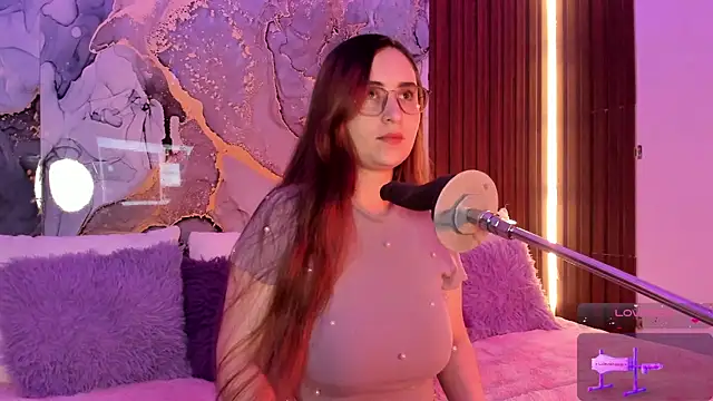 centaurigirl online show from November 6, 2:28 am