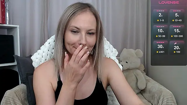 Sunny bunny6 online show from January 10, 9:03 am